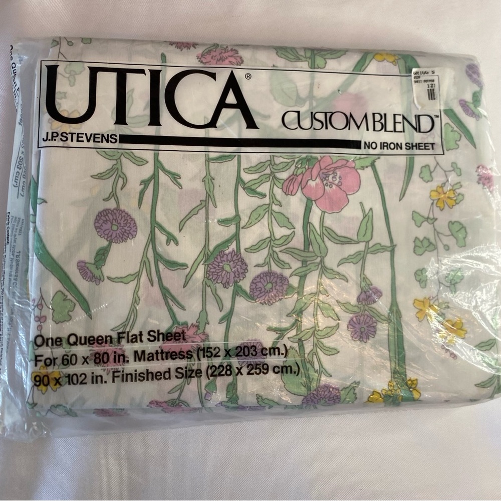 Utica vintage custom blend queen flat sheet multicolor. New in package.